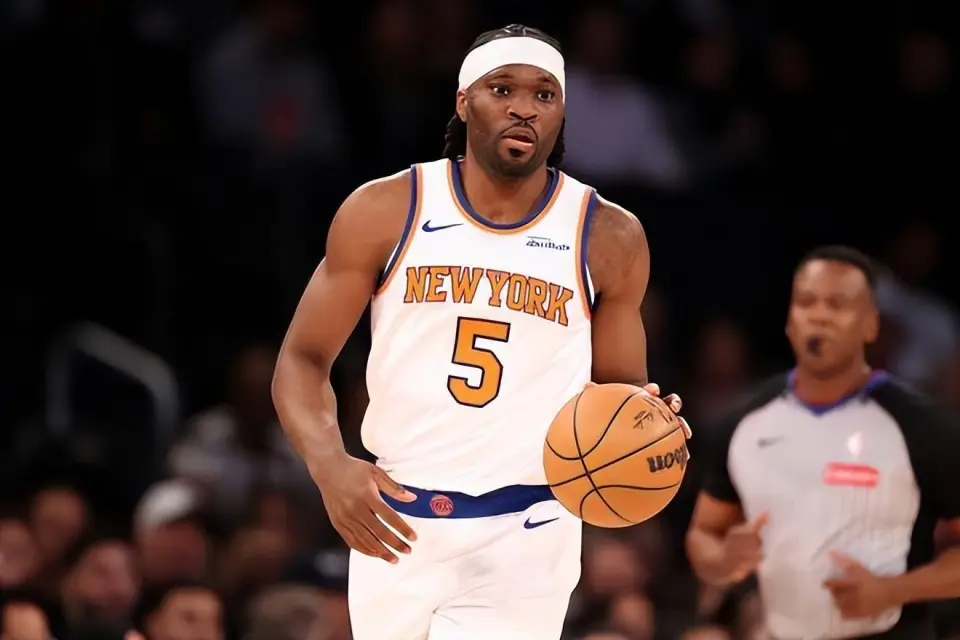 src, 三分命中率, 队的内线实 src, 三分命中率, 队的内线实