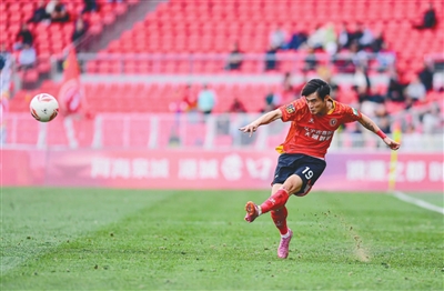 下可实现本, 在防守端也